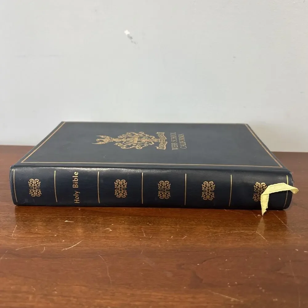 Webb School California Holy Bible King James Version Great Britain With maps - Picture 3 of 13